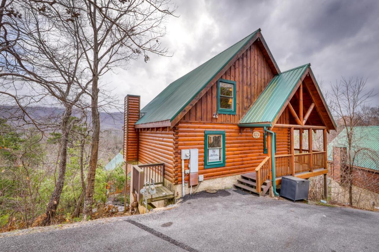 Above All Pigeon Forge Exterior photo