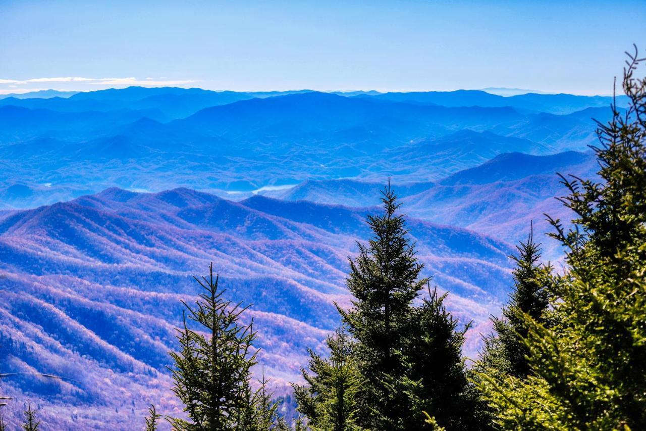 Above All Pigeon Forge Exterior photo